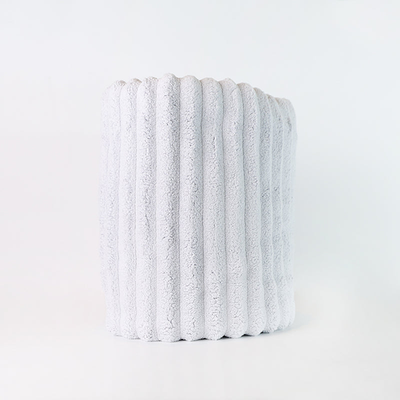 Mumuso Ribbed Coral Velvet Bath Towel - Light Grey