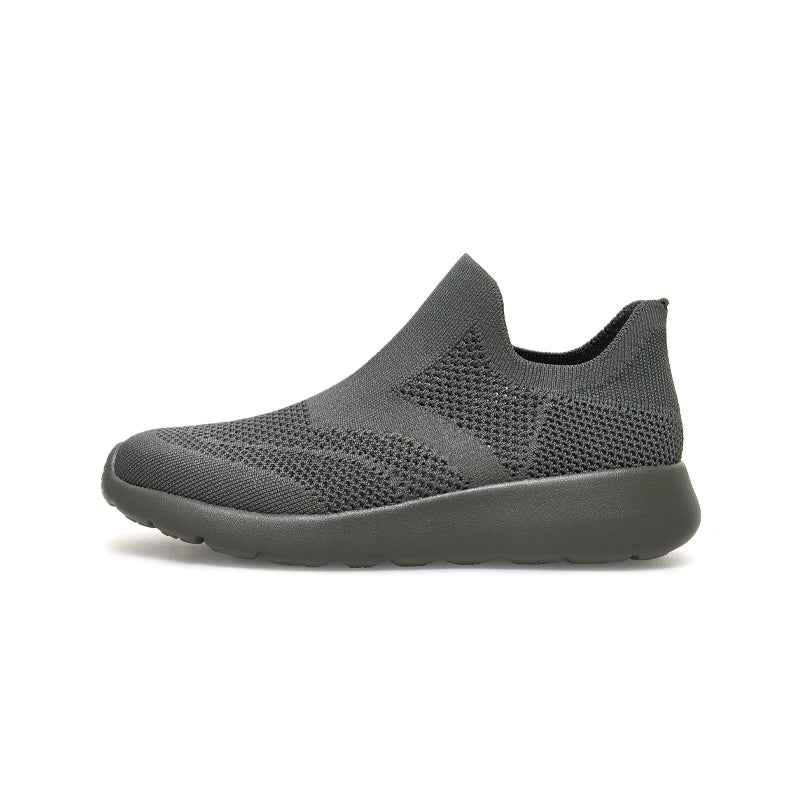 Lightweight slip-on shoes comfortable and durable high cut shoes Lazy shoes by DUOZOULU